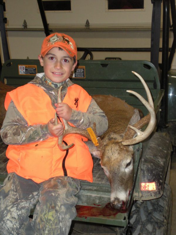 New York Guided Trophy Deer Hunting Finger Lakes Frontenac Fowlers